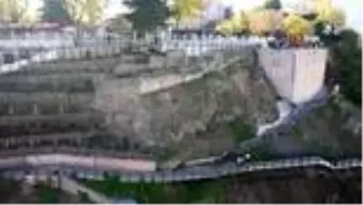 Yamaçlar Tophane'ye değer katıyor Yamaçlar Tophane'ye değer katıyor