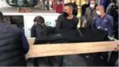 Son dakika haberi... Yangından 8 saat sonra cansız bedenine ulaşıldı Son dakika haberi... Yangından 8 saat sonra cansız bedenine ulaşıldı