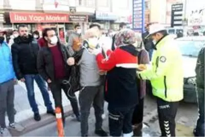 Yayanın yaralandığı kazada araç sürücü darp edildi Yayanın yaralandığı kazada araç sürücü darp edildi