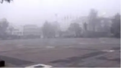 Yoğun sis etkili oluyor Yoğun sis etkili oluyor