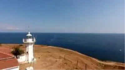 159 yıldır denize ışık tutuyor 159 yıldır denize ışık tutuyor