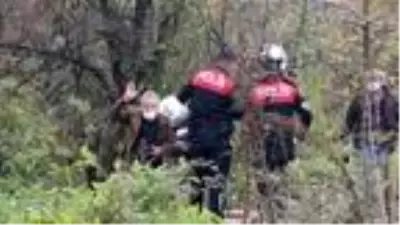 Son dakika... Ağaçlık alanda içki içeceklerdi, şişeleri toplayıp evlerine gönderildiler Son dakika... Ağaçlık alanda içki içeceklerdi, şişeleri toplayıp evlerine gönderildiler