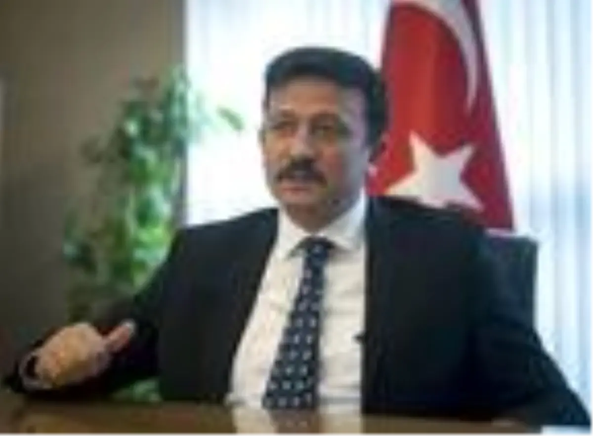 AK Parti'li Dağ: İzmir Bayraklı'da SİT alanındaki verici kuleleri kaldırılacak