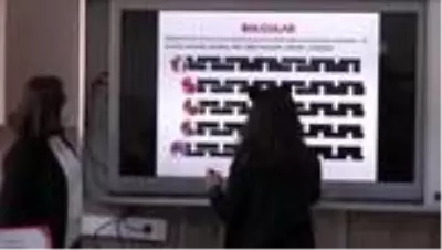 Anne ve babasının izinden giden 'Çalıkuşu', öğrencilerini TÜBİTAK ile geleceğe hazırlıyor Anne ve babasının izinden giden 'Çalıkuşu', öğrencilerini TÜBİTAK ile geleceğe hazırlıyor