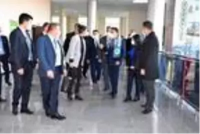 DEVA Partisi Genel Başkanı Ali Babacan, partisinin il kongresine katıldı DEVA Partisi Genel Başkanı Ali Babacan, partisinin il kongresine katıldı