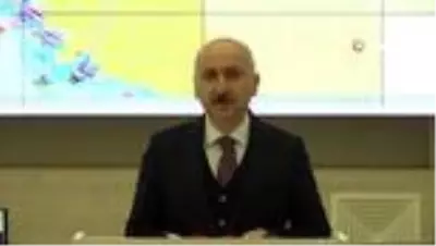 Bakan Karaismailoğlu'ndan Türk Bayraklı bir ticaret gemisine yapılan müdahaleye sert çıkış Bakan Karaismailoğlu'ndan Türk Bayraklı bir ticaret gemisine yapılan müdahaleye sert çıkış
