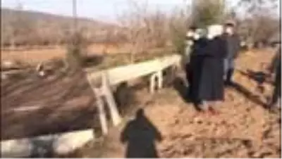 Son dakika haber: BALIKESİR - Tarla sürerken traktörden düşen sürücü hayatını kaybetti Son dakika haber: BALIKESİR - Tarla sürerken traktörden düşen sürücü hayatını kaybetti