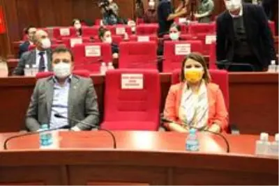 Başkan Hürriyet'ten sağlık çalışanlarına sosyal konut müjdesi Başkan Hürriyet'ten sağlık çalışanlarına sosyal konut müjdesi