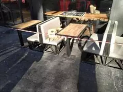 Başkent'te kısıtlama bitti, vatandaşlar sokağa indi Başkent'te kısıtlama bitti, vatandaşlar sokağa indi