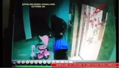 Son dakika haber... Bebek arabası hırsızlığı güvenlik kamerasına yansıdı Son dakika haber... Bebek arabası hırsızlığı güvenlik kamerasına yansıdı