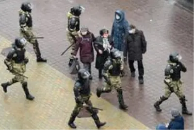 Son dakika haber! Belarus'taki protestolarda yaklaşık 250 kişi gözaltına alındı Son dakika haber! Belarus'taki protestolarda yaklaşık 250 kişi gözaltına alındı