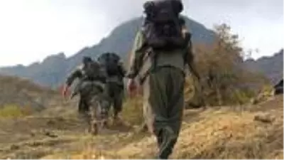 Bölücü terör örgütü PKK'da 20 yıldır faaliyet gösteren terörist, ikna yoluyla teslim oldu Bölücü terör örgütü PKK'da 20 yıldır faaliyet gösteren terörist, ikna yoluyla teslim oldu