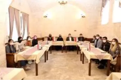 Canpolat gençlerle bir araya geldi Canpolat gençlerle bir araya geldi
