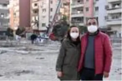 Son dakika haber... Depremde 4 evlat acısı yaşayan 2 anne: Rıza Bey Apartmanı'nın yerine çocuk parkı yapılsın Son dakika haber... Depremde 4 evlat acısı yaşayan 2 anne: Rıza Bey Apartmanı'nın yerine çocuk parkı yapılsın