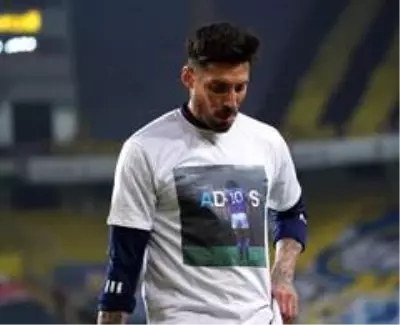 Derbide Maradona unutulmadı Derbide Maradona unutulmadı