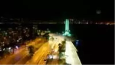 (DRONE) Ege Bölgesi'nde sokağa çıkma kısıtlamasına uyuluyor (DRONE) Ege Bölgesi'nde sokağa çıkma kısıtlamasına uyuluyor