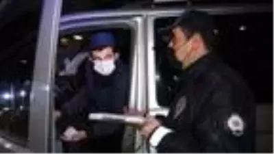 Son dakika haberi! Edirne'de polis, sokağa çıkma kısıtlamasında denetim yaptı Son dakika haberi! Edirne'de polis, sokağa çıkma kısıtlamasında denetim yaptı