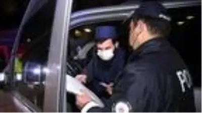 Son dakika haberi! Edirne'de polis, sokağa çıkma kısıtlamasında denetim yaptı Son dakika haberi! Edirne'de polis, sokağa çıkma kısıtlamasında denetim yaptı