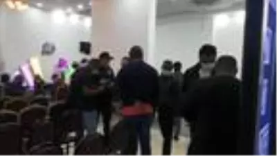 Esenyurt'ta polisin 'Parti var' ihbarına gittiği yer Nijeryalıların derneği çıktı! Ayin bile yapmışlar Esenyurt'ta polisin 'Parti var' ihbarına gittiği yer Nijeryalıların derneği çıktı! Ayin bile yapmışlar