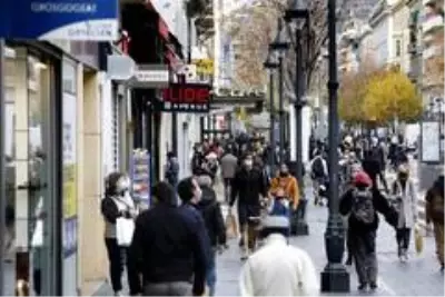 Son dakika haber... - Fransa'da son 24 saatte 198 kişi Covid-19 nedeniyle hayatını kaybetti Son dakika haber... - Fransa'da son 24 saatte 198 kişi Covid-19 nedeniyle hayatını kaybetti