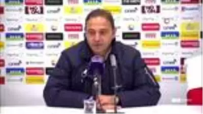 Fuat Çapa: 'İlk yarı 3-0 yapsak maçı erken bitirebilirdik' Fuat Çapa: 'İlk yarı 3-0 yapsak maçı erken bitirebilirdik'