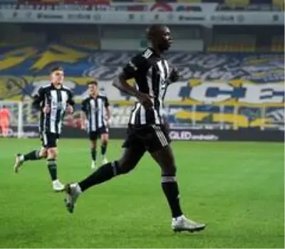 Galibiyetin mimarı Aboubakar: Galibiyetin mimarı Aboubakar: