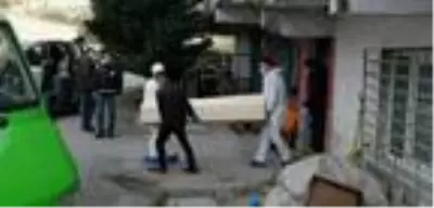 Gece öldürülen genç sokağa çıkma yasağı bitince bulundu Gece öldürülen genç sokağa çıkma yasağı bitince bulundu
