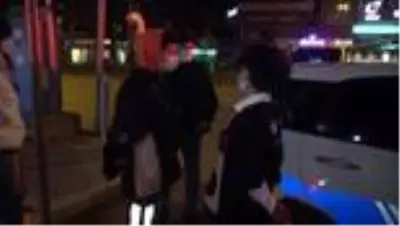 Son dakika haberleri... Gece yarısı sokakta yakalanan genç: 'Cezayı duysa annem evlatlıktan reddeder' Son dakika haberleri... Gece yarısı sokakta yakalanan genç: 'Cezayı duysa annem evlatlıktan reddeder'