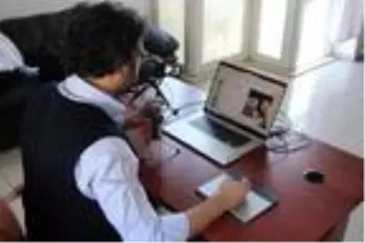 Gündüz doktor, akşam sosyal medyada öğretmen Gündüz doktor, akşam sosyal medyada öğretmen