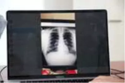 Gündüz doktor, akşam sosyal medyada öğretmen Gündüz doktor, akşam sosyal medyada öğretmen