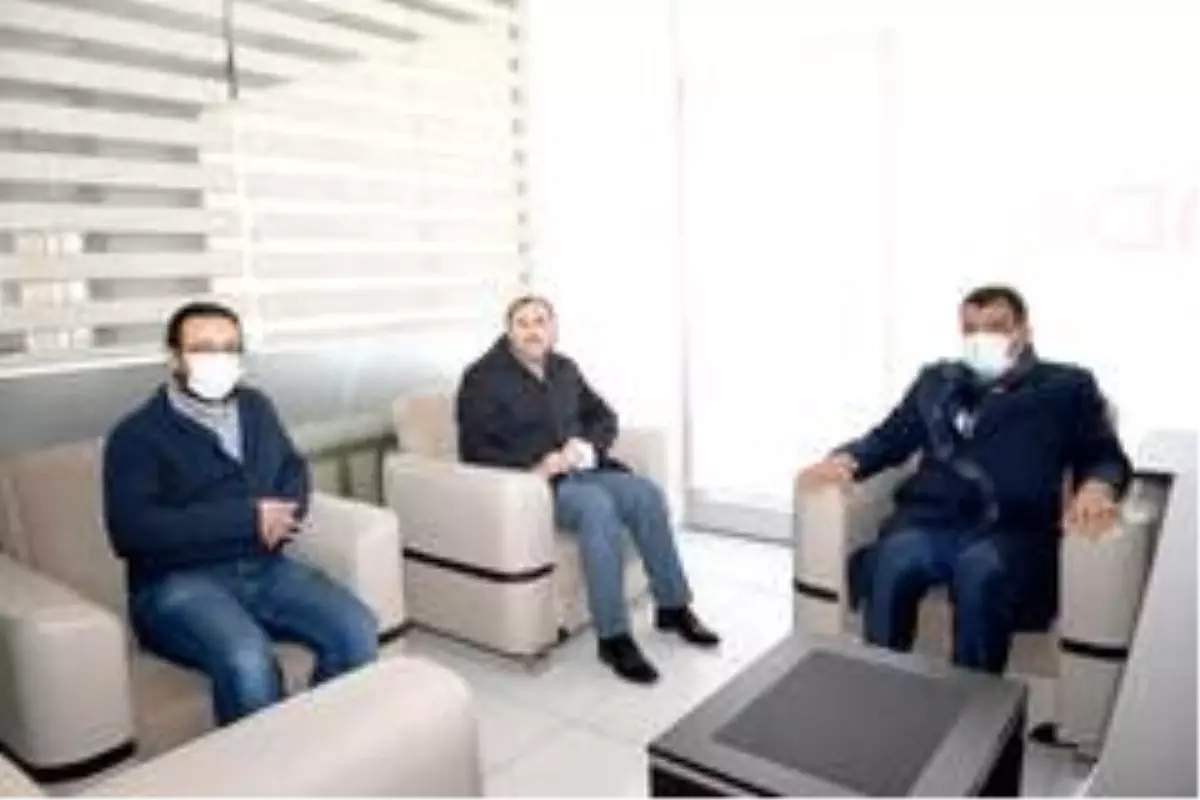 Gürkan, öğrenci yurdunu ziyaret etti