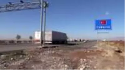 Habur Sınır Kapısı'ndan Irak'a günlük tır geçişleri arttı Habur Sınır Kapısı'ndan Irak'a günlük tır geçişleri arttı
