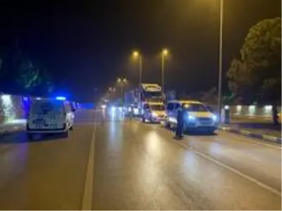 Hem karantinayı hem de kısıtlamayı ihlal etti Hem karantinayı hem de kısıtlamayı ihlal etti
