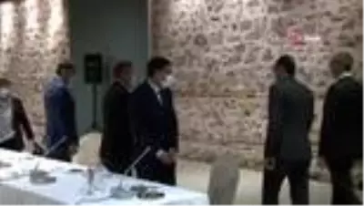 Cumhurbaşkanlığı Sözcüsü Kalın ve Bakan Gül dini azınlık temsilcileriyle bir araya geldi Cumhurbaşkanlığı Sözcüsü Kalın ve Bakan Gül dini azınlık temsilcileriyle bir araya geldi