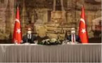 Cumhurbaşkanlığı Sözcüsü Kalın ve Bakan Gül dini azınlık temsilcileriyle bir araya geldi Cumhurbaşkanlığı Sözcüsü Kalın ve Bakan Gül dini azınlık temsilcileriyle bir araya geldi