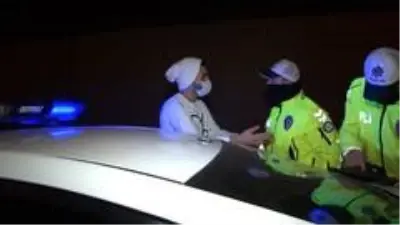 Son dakika haberi: İstanbul'da gece sokağa çıkma kısıtlamasını ihlal edenlere ceza yağdı Son dakika haberi: İstanbul'da gece sokağa çıkma kısıtlamasını ihlal edenlere ceza yağdı