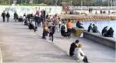 Son dakika haber: KORONAVİRÜS KISITLAMASININ ARDINDAN SAHİLLERDE YOĞUNLUK OLUŞTU Son dakika haber: KORONAVİRÜS KISITLAMASININ ARDINDAN SAHİLLERDE YOĞUNLUK OLUŞTU