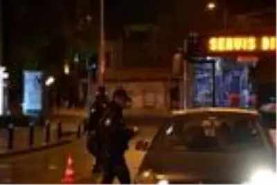 Son dakika... İzmir'de sokaklar boş kaldı Son dakika... İzmir'de sokaklar boş kaldı