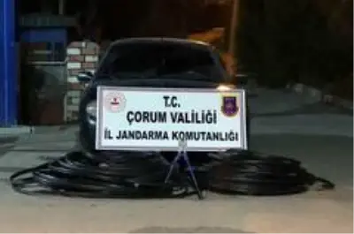 Jandarmanın dikkati hırsızı yakalattı Jandarmanın dikkati hırsızı yakalattı