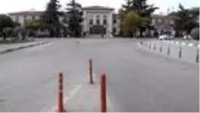 KIRKLARELİ/TEKİRDAĞ - Trakya'da sokağa çıkma kısıtlamasının sona ermesiyle hareketlilik başladı KIRKLARELİ/TEKİRDAĞ - Trakya'da sokağa çıkma kısıtlamasının sona ermesiyle hareketlilik başladı