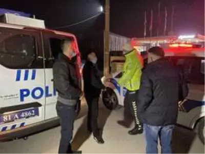 Son Dakika | Kısıtlamada sokağa çıktı, bahaneleri 'Hastaneye gidiyoruz' oldu Son Dakika | Kısıtlamada sokağa çıktı, bahaneleri 'Hastaneye gidiyoruz' oldu