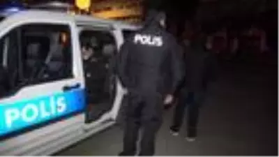 Son dakika gündem: Kısıtlamaya uymayıp kaçtı, yakalanınca gazetecilere 'Her şey bir hayal gibi gerçekten' dedi Son dakika gündem: Kısıtlamaya uymayıp kaçtı, yakalanınca gazetecilere 'Her şey bir hayal gibi gerçekten' dedi