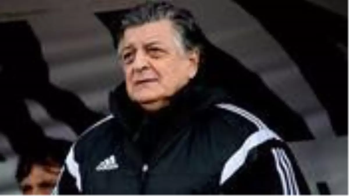 Korona nedeniyle yoğun bakımda olan Yılmaz Vural'ın durumu iyiye gidiyor