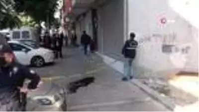 Sokak ortasında arkadaşını öldürdü Sokak ortasında arkadaşını öldürdü