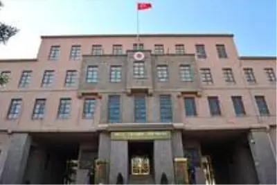 MSB'den bir televizyon programında gerçekleşen TSK'ya yönelik hakaret söylemleri hakkında açıklama MSB'den bir televizyon programında gerçekleşen TSK'ya yönelik hakaret söylemleri hakkında açıklama