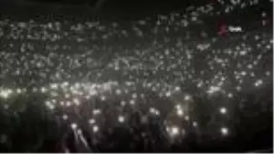 Rusya'daki konserde Covid-19 hiçe sayıldı Rusya'daki konserde Covid-19 hiçe sayıldı
