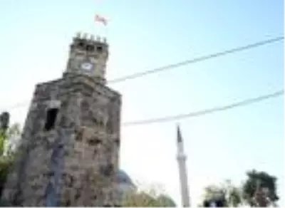 Saat kulesine 'Ramocan' yazısına 1 yıl hapis Saat kulesine 'Ramocan' yazısına 1 yıl hapis