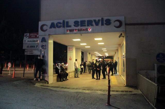 Şanlıurfa'da akraba iki ailenin arazi kavgası kanlı bitti: 2 kişi hayatını kaybetti Şanlıurfa'da akraba iki ailenin arazi kavgası kanlı bitti: 2 kişi hayatını kaybetti
