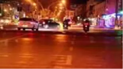 Kısıtlamanın ardından cadde ve sokaklarda sessizlik hakim oldu Kısıtlamanın ardından cadde ve sokaklarda sessizlik hakim oldu