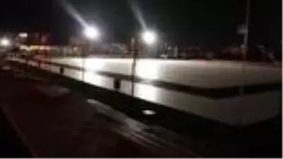 Kısıtlamanın ardından cadde ve sokaklarda sessizlik hakim oldu Kısıtlamanın ardından cadde ve sokaklarda sessizlik hakim oldu